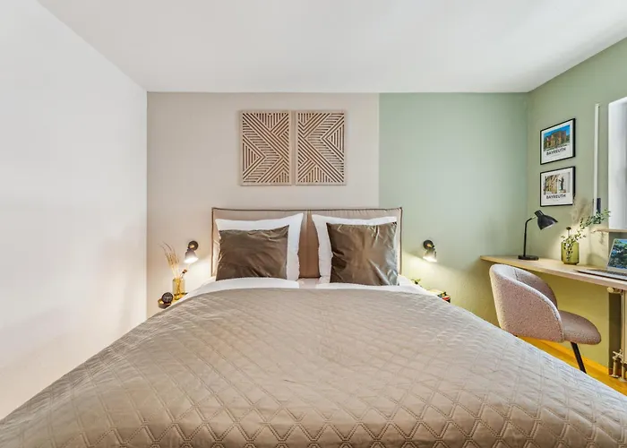 Lejlighed Malou Zentrumsnah Mit Kaffee-teebar, Arbeitsplatz, Balkon Und Kostenlosen Stellplatz *